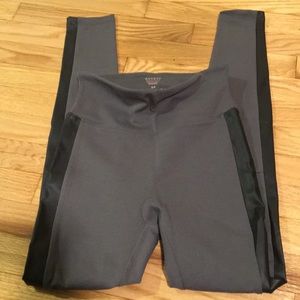 High waisted Grey & Black Leggings!